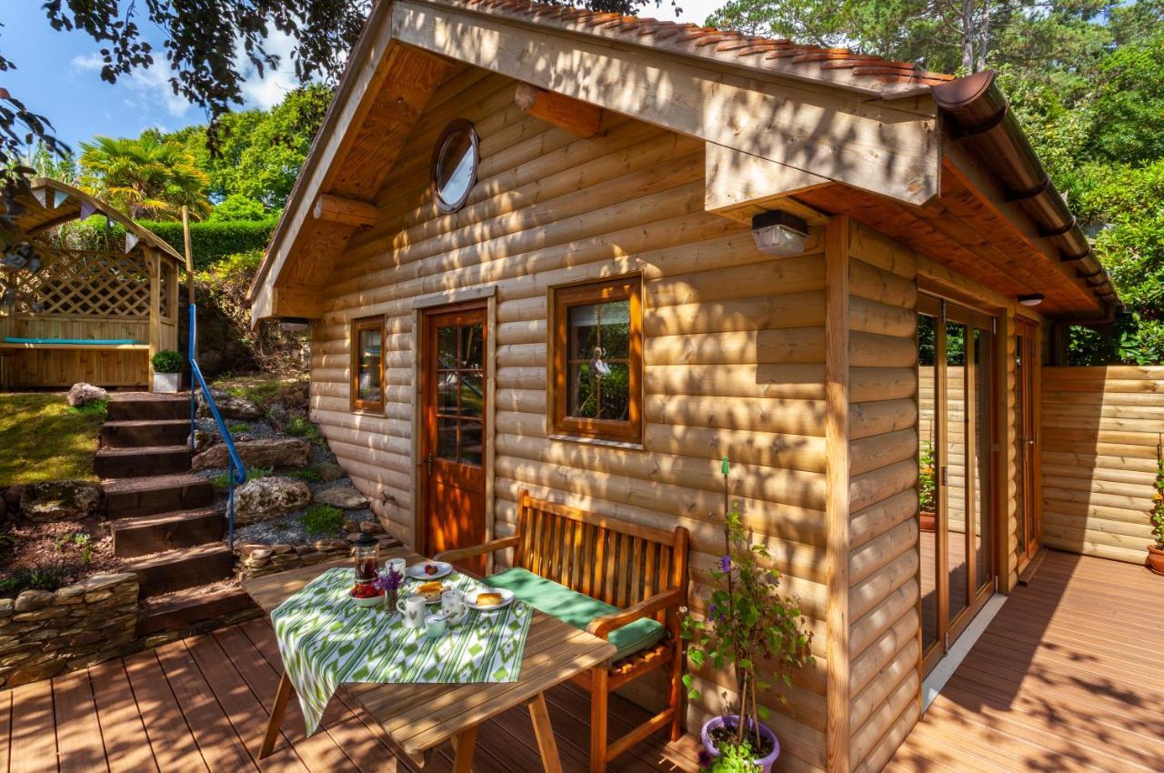 Porthole Log Cabin 마인헤드 외부 사진
