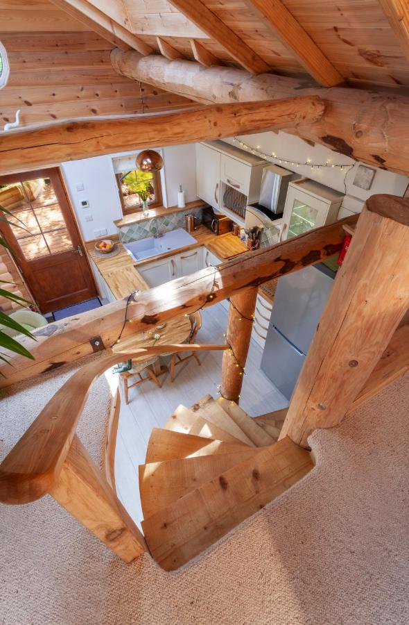 Porthole Log Cabin 마인헤드 외부 사진